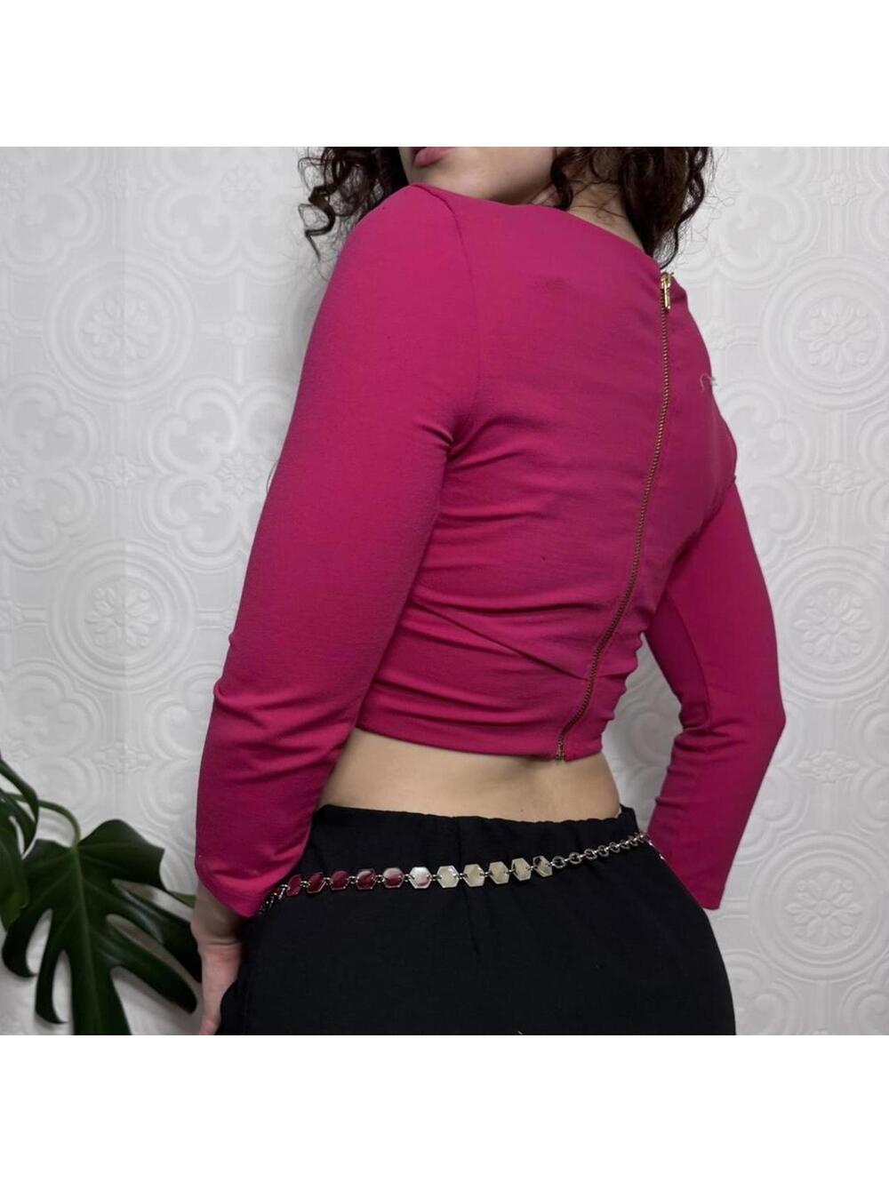 Vintage Y2K Bebe Hot Pink Crop Top Size Small Ruched Plunge Neckline Long Sleeve - Picture 3 of 4